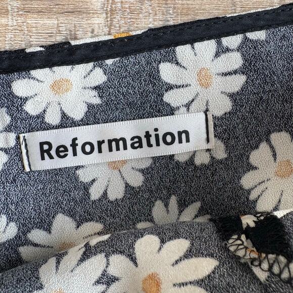 Reformation Margot Daisy Print Mini Skirt Size 4 - Picture 5 of 5